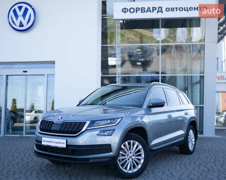 Серый Шкода Kodiaq, объемом двигателя 1.97 л и пробегом 63 тыс. км за 31990 $, фото 2 на Automoto.ua