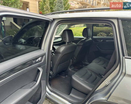 Серый Шкода Kodiaq, объемом двигателя 1.98 л и пробегом 125 тыс. км за 27000 $, фото 17 на Automoto.ua