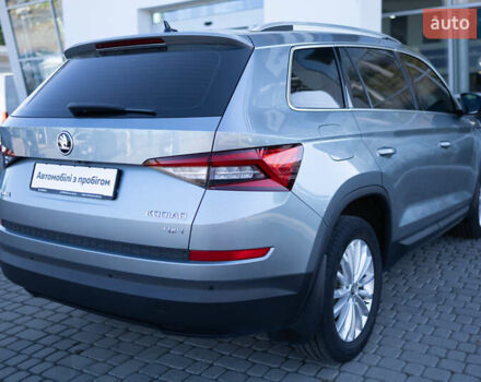 Серый Шкода Kodiaq, объемом двигателя 1.97 л и пробегом 63 тыс. км за 31990 $, фото 29 на Automoto.ua