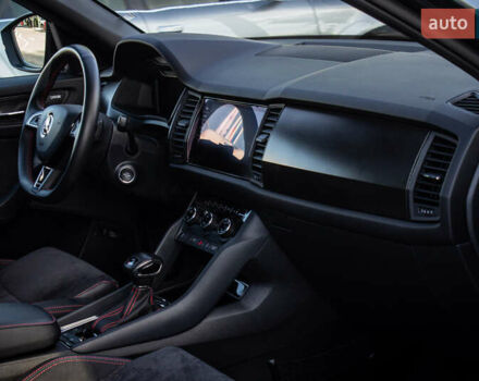 Серый Шкода Kodiaq, объемом двигателя 2 л и пробегом 92 тыс. км за 34999 $, фото 69 на Automoto.ua