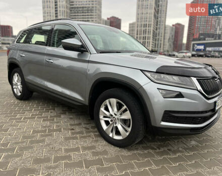 Серый Шкода Kodiaq, объемом двигателя 1.98 л и пробегом 112 тыс. км за 23700 $, фото 5 на Automoto.ua