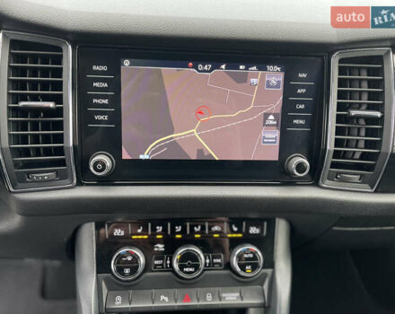 Серый Шкода Kodiaq, объемом двигателя 1.97 л и пробегом 227 тыс. км за 23999 $, фото 50 на Automoto.ua