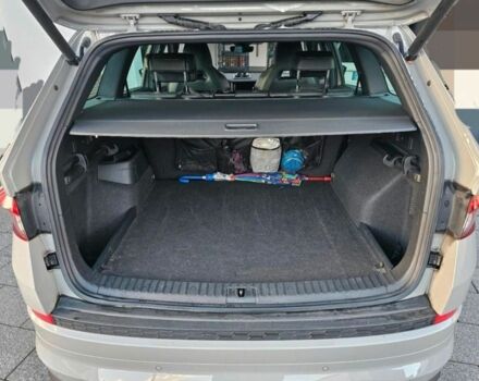 Серый Шкода Kodiaq, объемом двигателя 2 л и пробегом 122 тыс. км за 35000 $, фото 5 на Automoto.ua