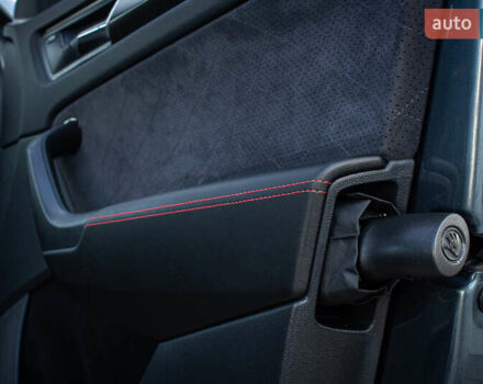 Серый Шкода Kodiaq, объемом двигателя 2 л и пробегом 92 тыс. км за 34999 $, фото 60 на Automoto.ua