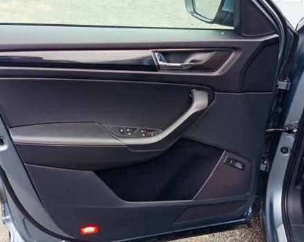 Серый Шкода Kodiaq, объемом двигателя 1.97 л и пробегом 218 тыс. км за 28600 $, фото 22 на Automoto.ua