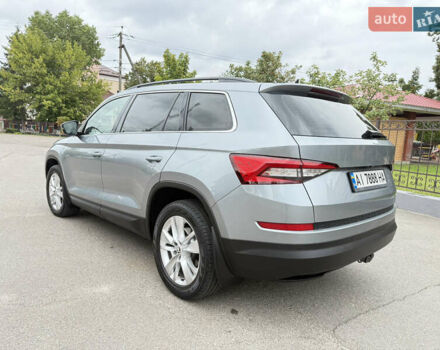 Серый Шкода Kodiaq, объемом двигателя 1.97 л и пробегом 113 тыс. км за 31500 $, фото 5 на Automoto.ua