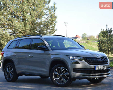 Серый Шкода Kodiaq, объемом двигателя 2 л и пробегом 140 тыс. км за 34700 $, фото 13 на Automoto.ua
