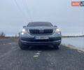 Серый Шкода Kodiaq, объемом двигателя 1.97 л и пробегом 209 тыс. км за 27900 $, фото 2 на Automoto.ua