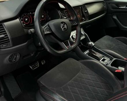 Серый Шкода Kodiaq, объемом двигателя 1.97 л и пробегом 205 тыс. км за 35500 $, фото 3 на Automoto.ua
