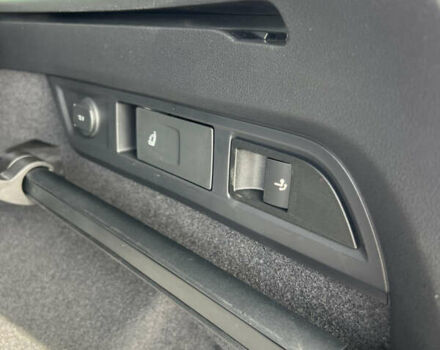 Серый Шкода Kodiaq, объемом двигателя 1.97 л и пробегом 162 тыс. км за 35000 $, фото 60 на Automoto.ua