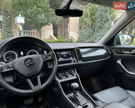Серый Шкода Kodiaq, объемом двигателя 1.98 л и пробегом 125 тыс. км за 27000 $, фото 13 на Automoto.ua