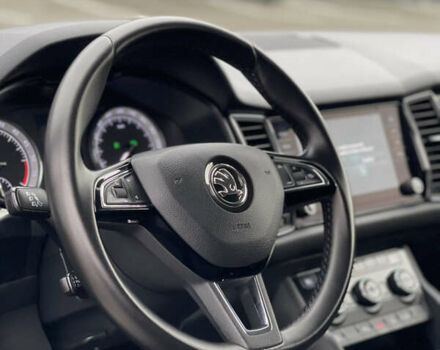 Серый Шкода Kodiaq, объемом двигателя 1.97 л и пробегом 227 тыс. км за 23999 $, фото 23 на Automoto.ua