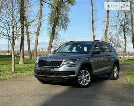 Сірий Шкода Kodiaq, об'ємом двигуна 1.98 л та пробігом 77 тис. км за 26999 $, фото 13 на Automoto.ua