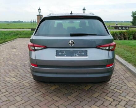 Сірий Шкода Kodiaq, об'ємом двигуна 2 л та пробігом 39 тис. км за 7800 $, фото 4 на Automoto.ua