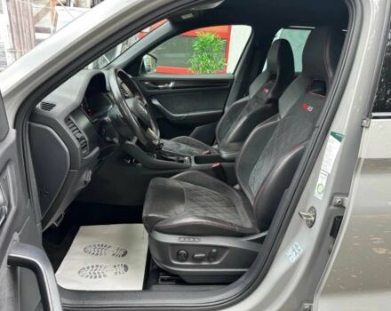 Сірий Шкода Kodiaq, об'ємом двигуна 2 л та пробігом 46 тис. км за 24000 $, фото 9 на Automoto.ua