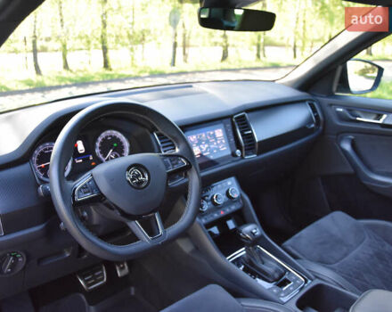 Серый Шкода Kodiaq, объемом двигателя 2 л и пробегом 140 тыс. км за 34700 $, фото 35 на Automoto.ua