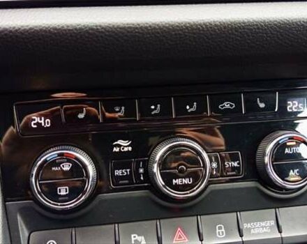 Серый Шкода Kodiaq, объемом двигателя 1.97 л и пробегом 218 тыс. км за 28600 $, фото 27 на Automoto.ua