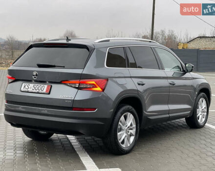 Серый Шкода Kodiaq, объемом двигателя 1.97 л и пробегом 227 тыс. км за 23999 $, фото 9 на Automoto.ua