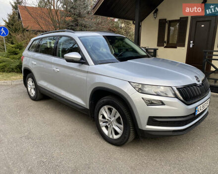 Сірий Шкода Kodiaq, об'ємом двигуна 1.98 л та пробігом 91 тис. км за 27500 $, фото 2 на Automoto.ua