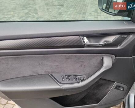 Сірий Шкода Kodiaq, об'ємом двигуна 1.97 л та пробігом 209 тис. км за 28900 $, фото 55 на Automoto.ua