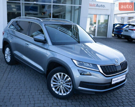 Серый Шкода Kodiaq, объемом двигателя 1.97 л и пробегом 63 тыс. км за 31990 $, фото 10 на Automoto.ua