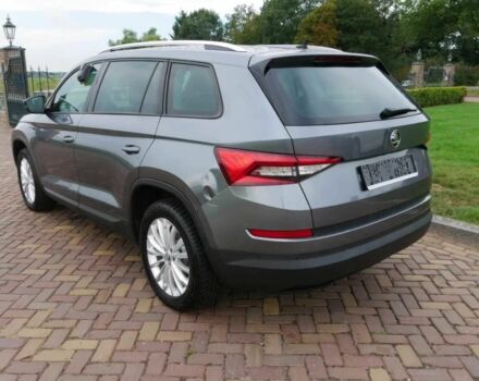 Сірий Шкода Kodiaq, об'ємом двигуна 2 л та пробігом 39 тис. км за 7800 $, фото 3 на Automoto.ua
