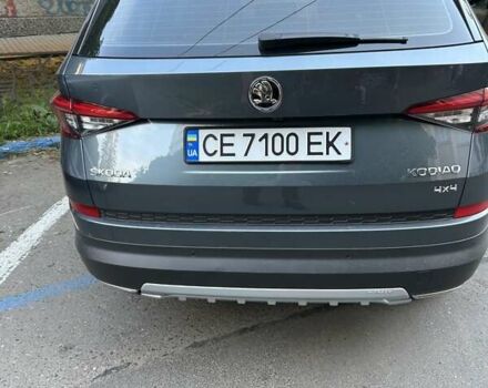 Сірий Шкода Kodiaq, об'ємом двигуна 1.97 л та пробігом 101 тис. км за 33000 $, фото 1 на Automoto.ua