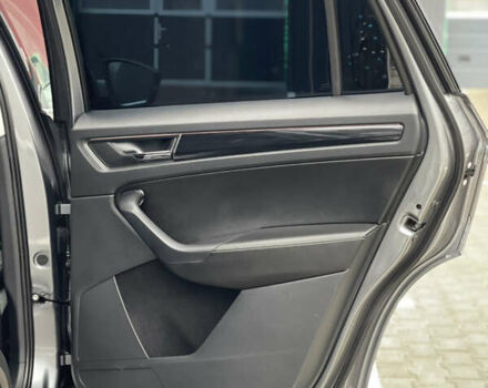 Серый Шкода Kodiaq, объемом двигателя 1.97 л и пробегом 227 тыс. км за 23999 $, фото 49 на Automoto.ua