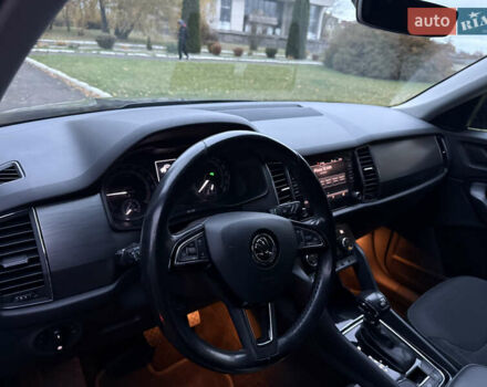 Сірий Шкода Kodiaq, об'ємом двигуна 1.97 л та пробігом 243 тис. км за 23500 $, фото 10 на Automoto.ua