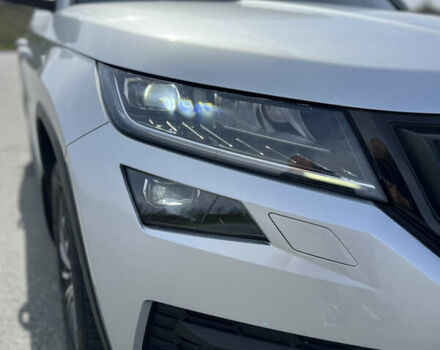 Серый Шкода Kodiaq, объемом двигателя 1.97 л и пробегом 162 тыс. км за 35000 $, фото 26 на Automoto.ua