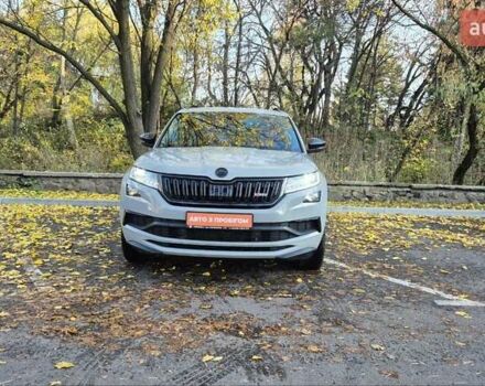 Серый Шкода Kodiaq, объемом двигателя 1.97 л и пробегом 222 тыс. км за 35700 $, фото 3 на Automoto.ua