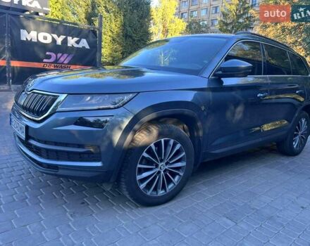Серый Шкода Kodiaq, объемом двигателя 1.97 л и пробегом 96 тыс. км за 28800 $, фото 1 на Automoto.ua