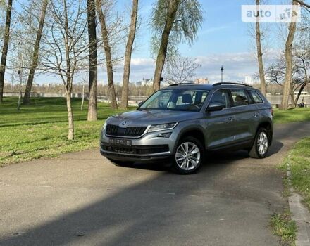 Сірий Шкода Kodiaq, об'ємом двигуна 1.98 л та пробігом 77 тис. км за 26999 $, фото 11 на Automoto.ua