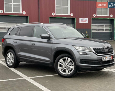 Серый Шкода Kodiaq, объемом двигателя 1.97 л и пробегом 227 тыс. км за 23999 $, фото 18 на Automoto.ua