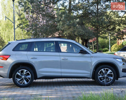 Серый Шкода Kodiaq, объемом двигателя 2 л и пробегом 140 тыс. км за 34700 $, фото 17 на Automoto.ua