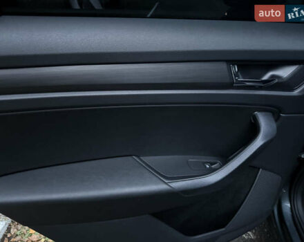Сірий Шкода Kodiaq, об'ємом двигуна 1.97 л та пробігом 243 тис. км за 23500 $, фото 9 на Automoto.ua