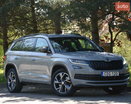 Серый Шкода Kodiaq, объемом двигателя 2 л и пробегом 140 тыс. км за 34700 $, фото 2 на Automoto.ua