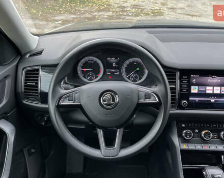 Серый Шкода Kodiaq, объемом двигателя 2 л и пробегом 56 тыс. км за 31900 $, фото 24 на Automoto.ua