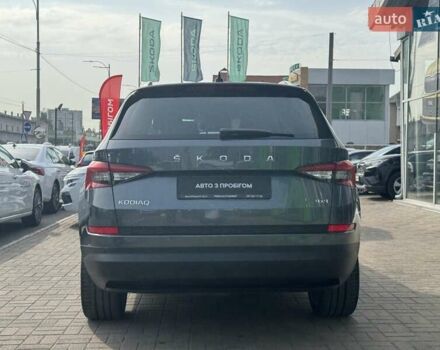 Серый Шкода Kodiaq, объемом двигателя 1.97 л и пробегом 92 тыс. км за 28990 $, фото 7 на Automoto.ua