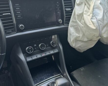 Серый Шкода Kodiaq, объемом двигателя 2 л и пробегом 130 тыс. км за 10000 $, фото 7 на Automoto.ua