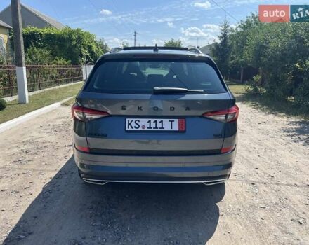 Серый Шкода Kodiaq, объемом двигателя 1.97 л и пробегом 218 тыс. км за 32900 $, фото 5 на Automoto.ua