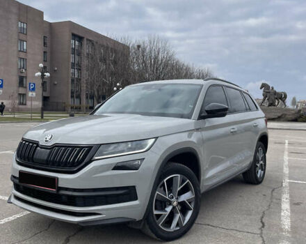 Сірий Шкода Kodiaq, об'ємом двигуна 2 л та пробігом 164 тис. км за 35800 $, фото 4 на Automoto.ua