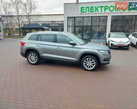 Сірий Шкода Kodiaq, об'ємом двигуна 1.98 л та пробігом 291 тис. км за 25500 $, фото 6 на Automoto.ua