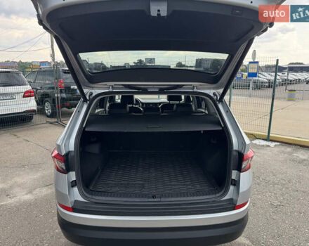 Серый Шкода Kodiaq, объемом двигателя 1.98 л и пробегом 143 тыс. км за 26490 $, фото 33 на Automoto.ua
