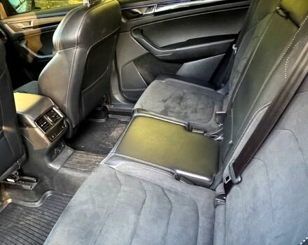 Серый Шкода Kodiaq, объемом двигателя 2 л и пробегом 78 тыс. км за 33000 $, фото 6 на Automoto.ua