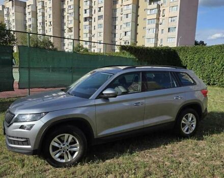 Серый Шкода Kodiaq, объемом двигателя 1.98 л и пробегом 92 тыс. км за 24000 $, фото 3 на Automoto.ua