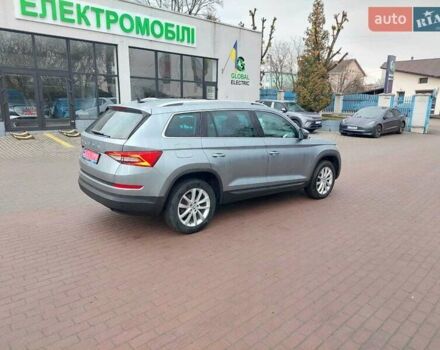 Сірий Шкода Kodiaq, об'ємом двигуна 1.98 л та пробігом 291 тис. км за 25500 $, фото 5 на Automoto.ua