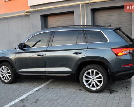 Сірий Шкода Kodiaq, об'ємом двигуна 1.98 л та пробігом 315 тис. км за 24985 $, фото 5 на Automoto.ua