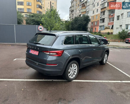 Шкода Kodiaq 2020 у Києві на Automoto.ua Сірий Шкода Kodiaq, об'ємом двигуна 2 л та пробігом 140 тис. км за 33800 $, фото 2 на Automoto.ua