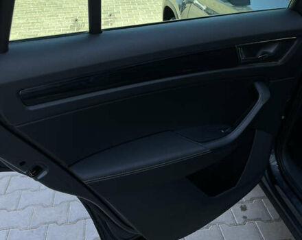 Серый Шкода Kodiaq, объемом двигателя 1.97 л и пробегом 222 тыс. км за 28000 $, фото 19 на Automoto.ua